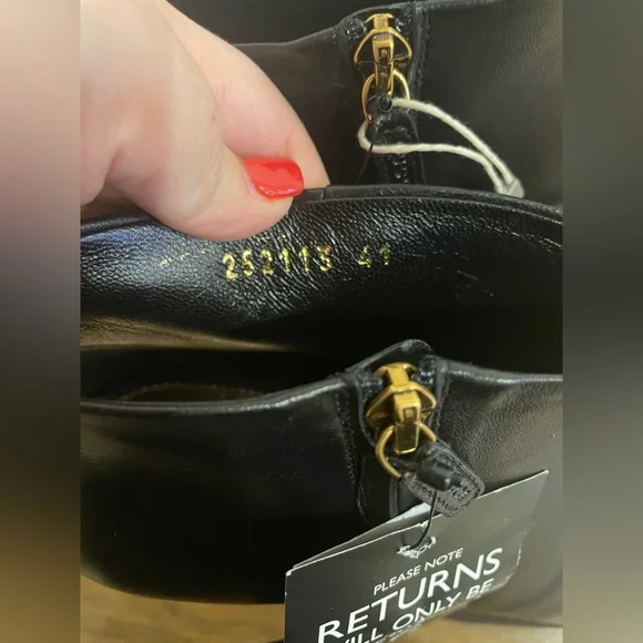 NWT Gucci Black Leather Ankle Boots Size 41 - Picture 5 of 7